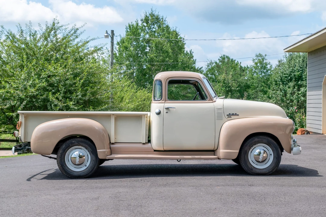 1949 GMC New Design - Image 4 of 31