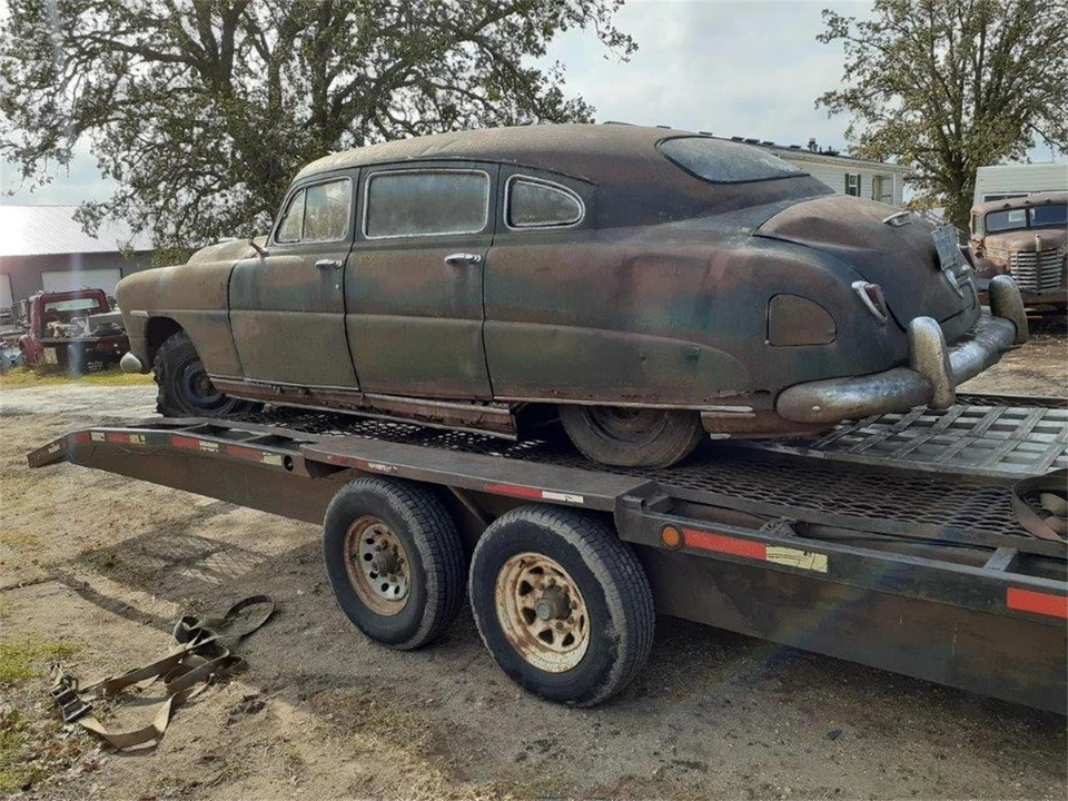 1949 Hudson Commodore - Image 4 of 8