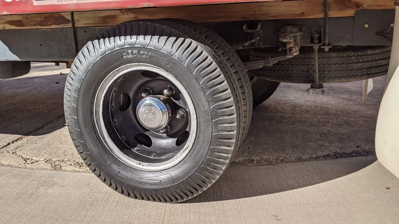 1949 International Harvester Pickup - Image 30 of 31