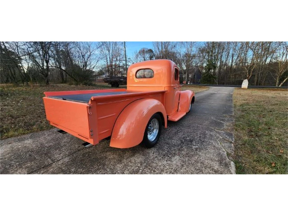 1949 International - Image 27 of 28
