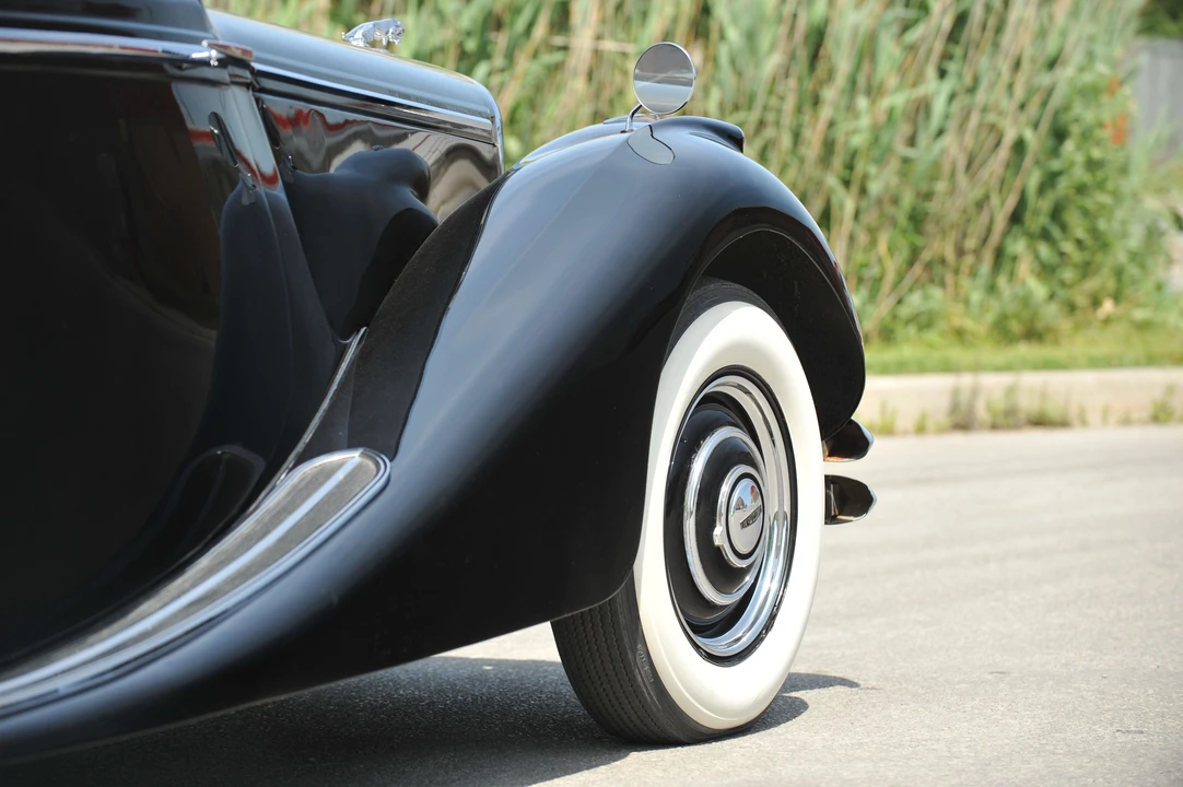 1949 Jaguar Mark V - Image 10 of 13