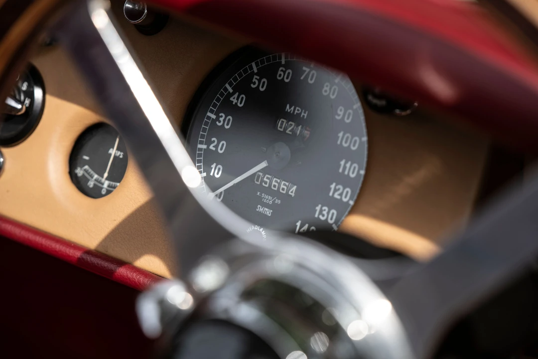 1949 Jaguar XK120 OTS Roadster - Image 25 of 31