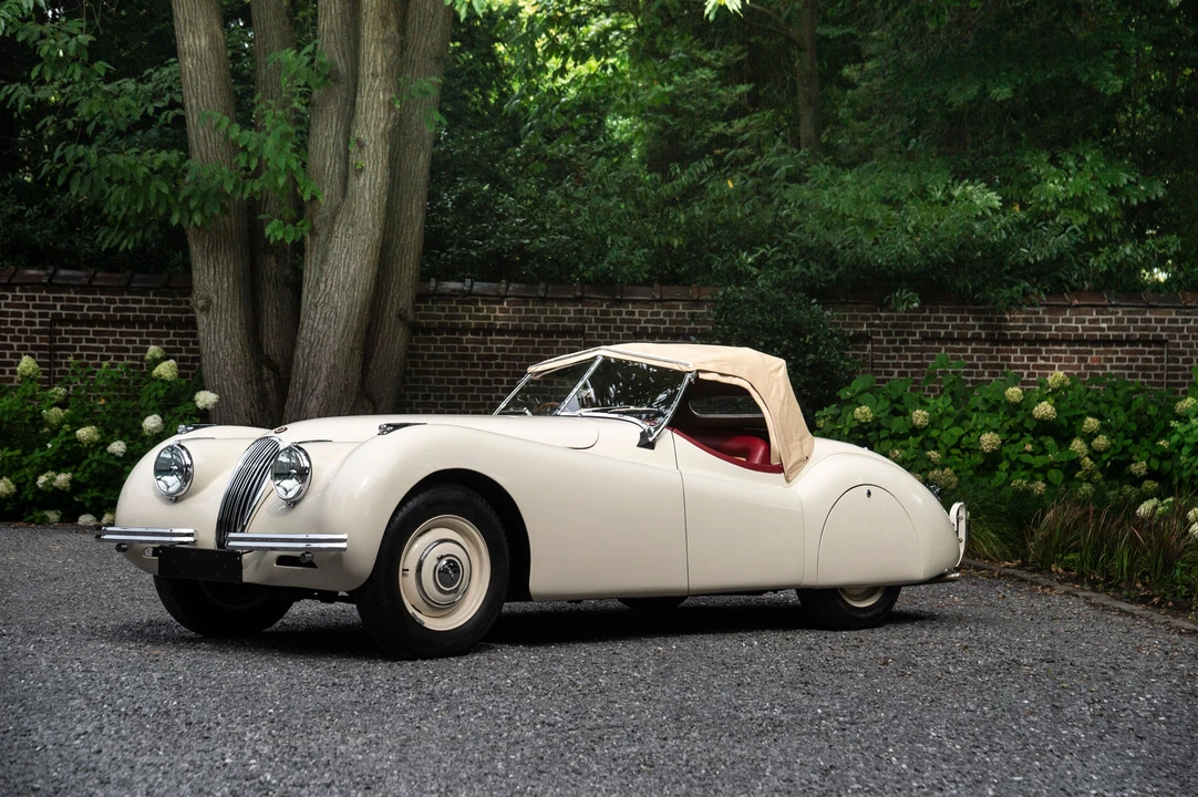 1949 Jaguar XK120 OTS Roadster - Image 9 of 31