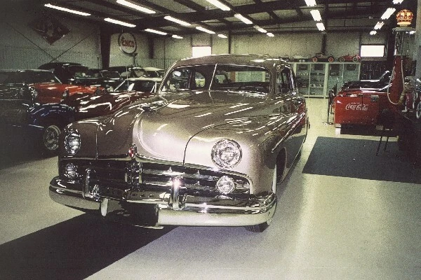 1949 Lincoln Cosmopolitan - Image 2 of 6