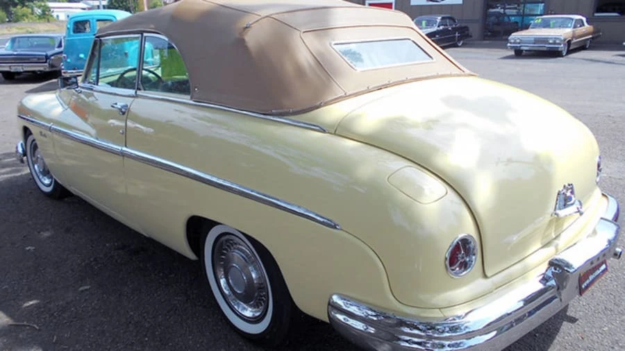 1949 Lincoln Cosmopolitan - Image 3 of 12