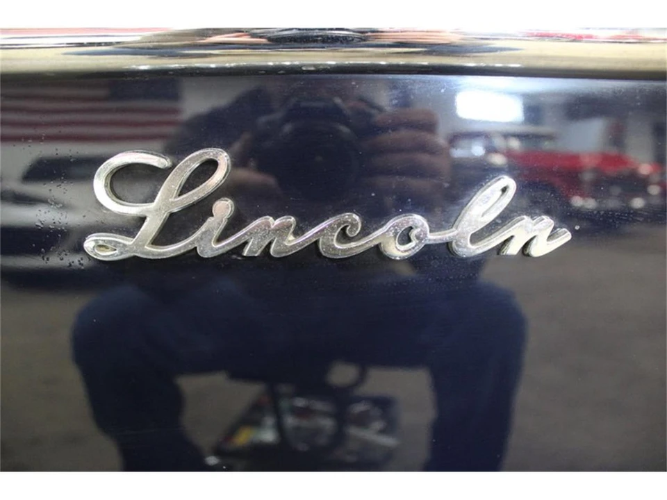 1949 Lincoln Cosmopolitan - Image 17 of 31