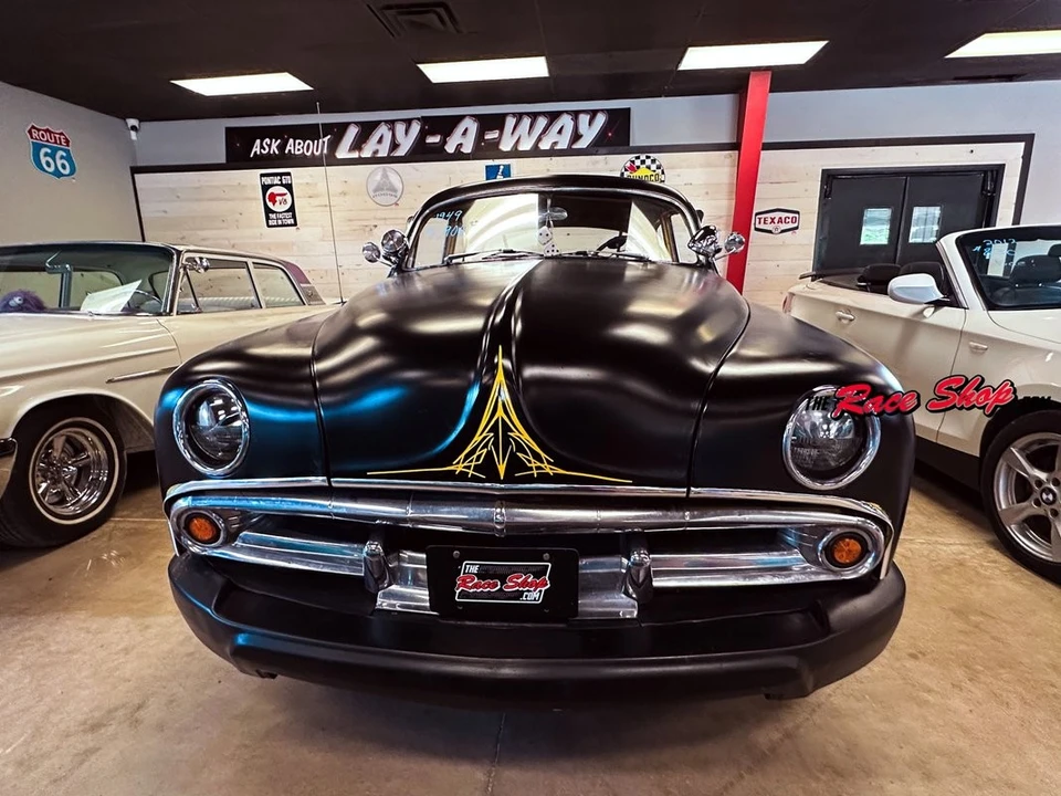 1949 Lincoln Cosmopolitan - Image 3 of 21