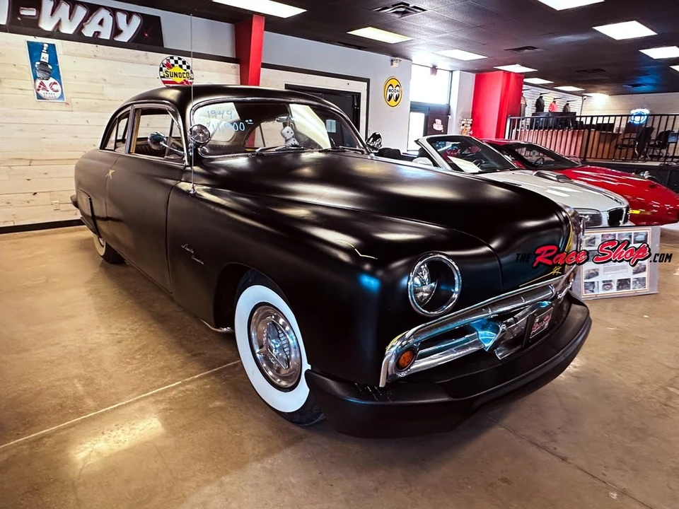 1949 Lincoln Cosmopolitan - Image 2 of 21