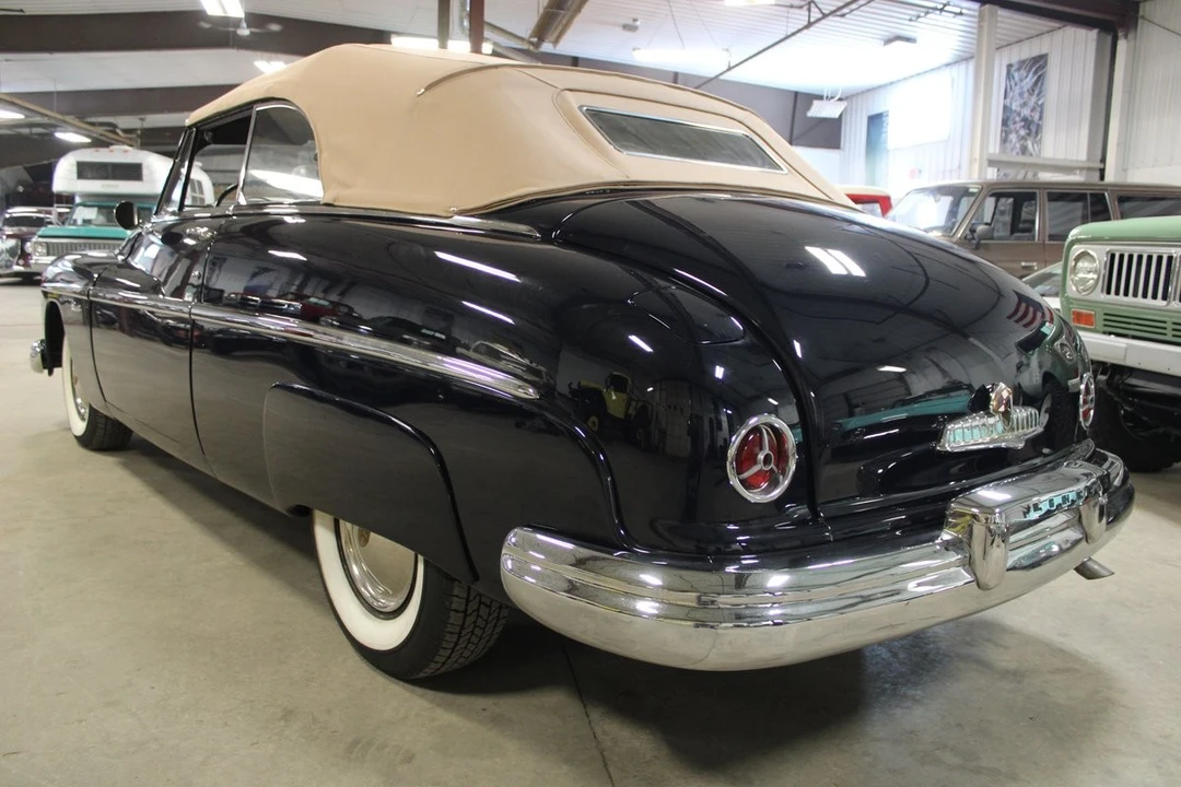 1949 Lincoln Cosmopolitan - Image 4 of 12