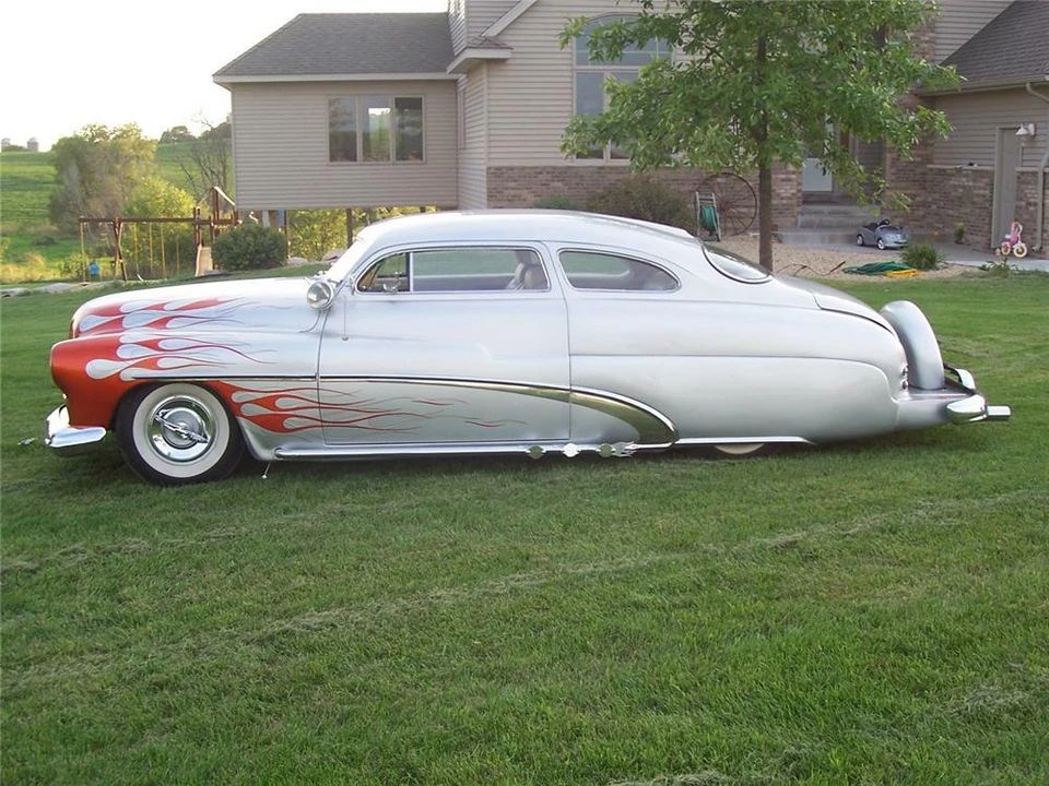 1949 Mercury Eight - Image 5 of 5