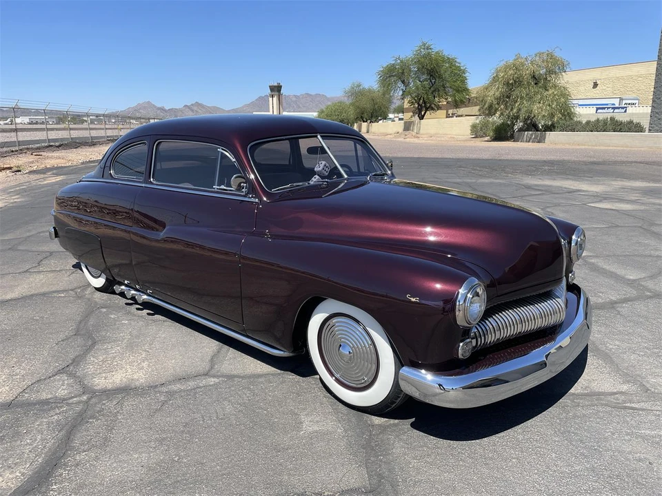 1949 Mercury Eight - Image 5 of 31