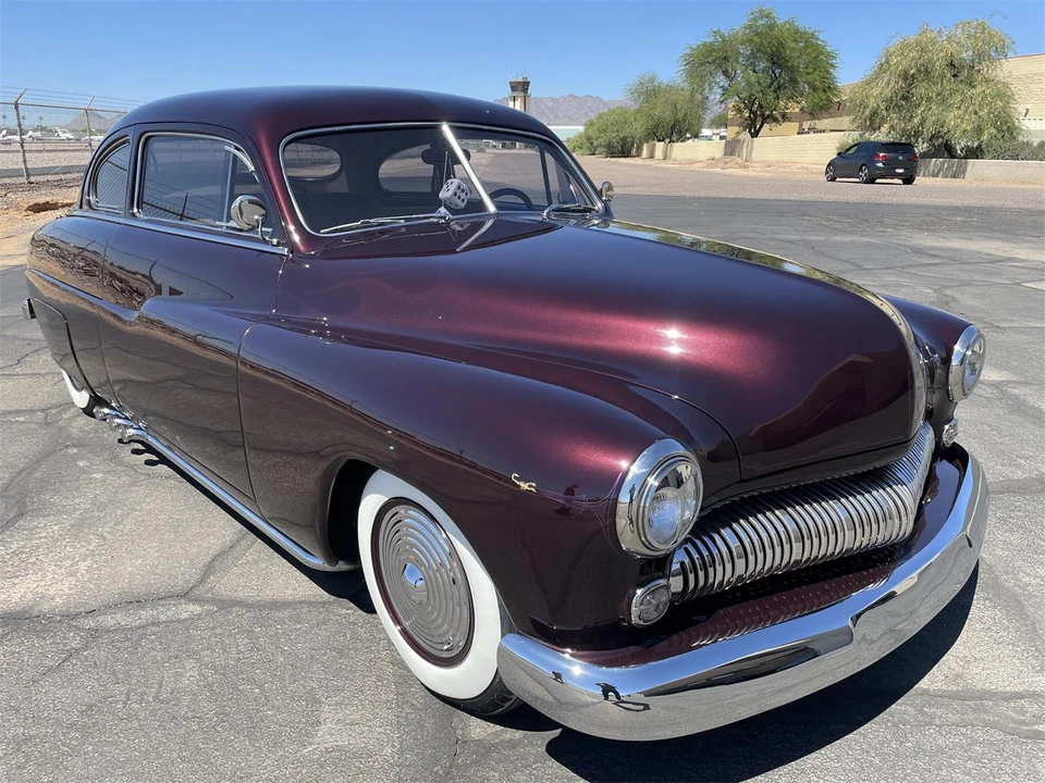 1949 Mercury Eight - Image 4 of 31