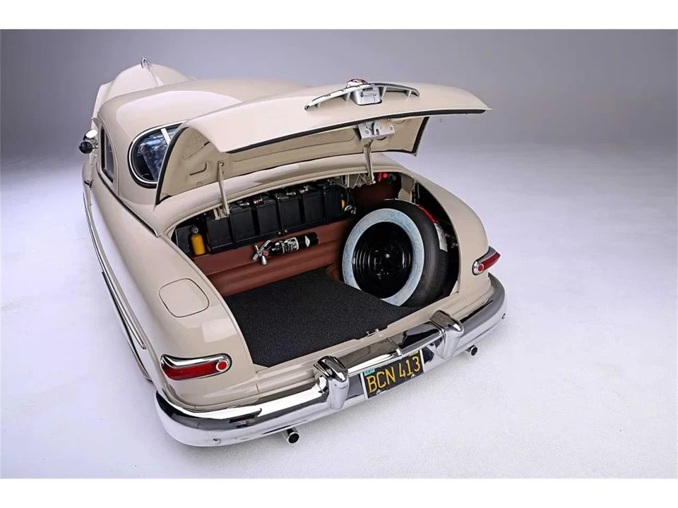 1949 Mercury Eight - Image 6 of 12