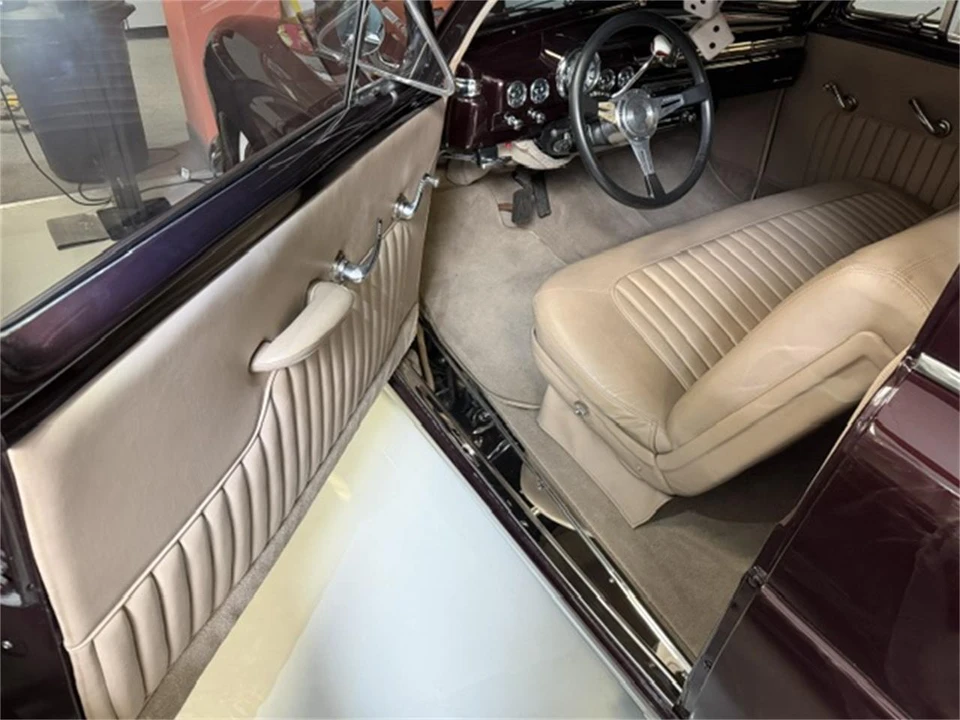 1949 Mercury Eight - Image 17 of 31
