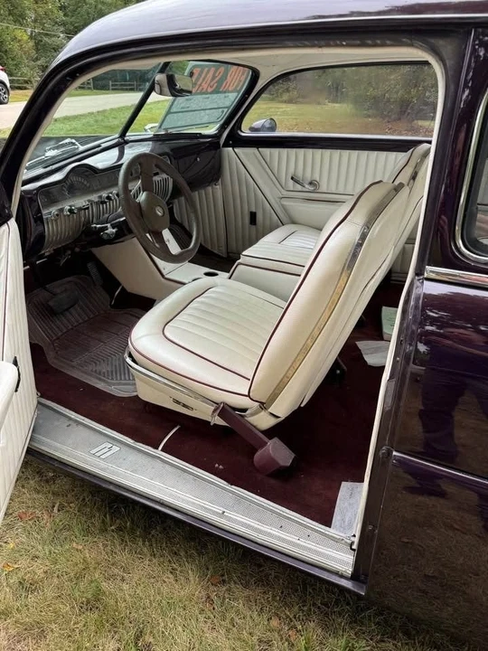 1949 Mercury Eight - Image 5 of 12