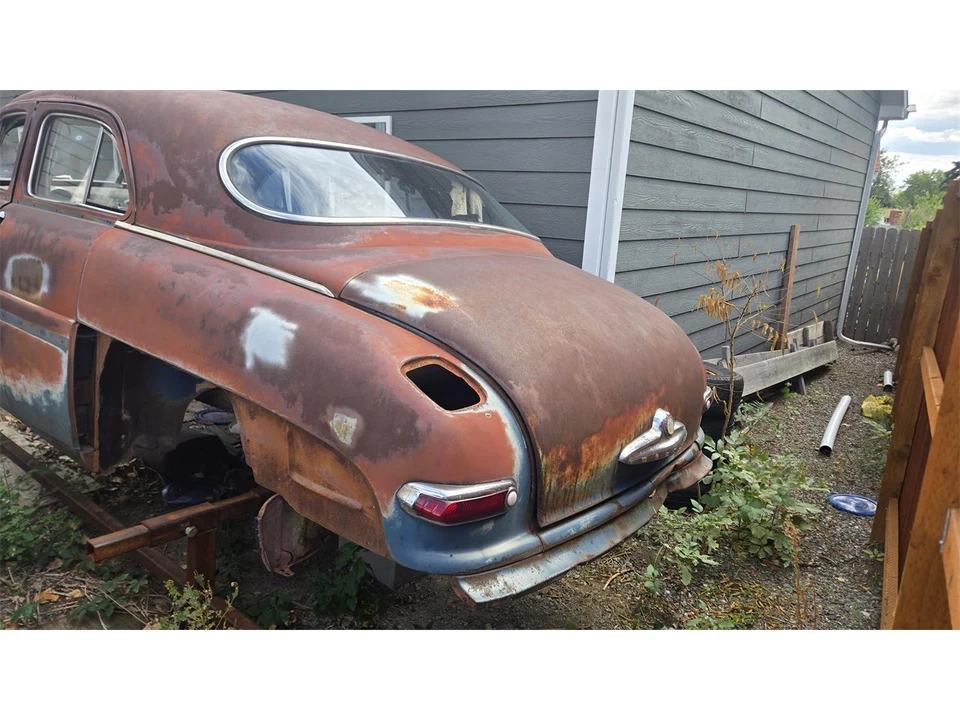 1949 Mercury Eight - Image 13 of 28