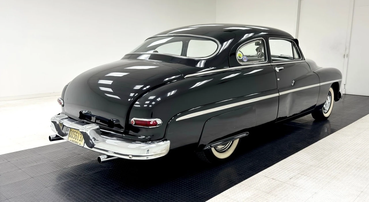 1949 Mercury Eight - Image 5 of 21