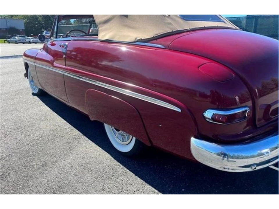 1949 Mercury Eight - Image 9 of 20