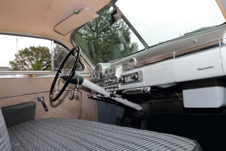 1949 Mercury Eight - Image 16 of 16
