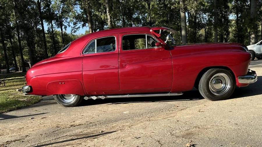 1949 Mercury Eight - Image 2 of 25
