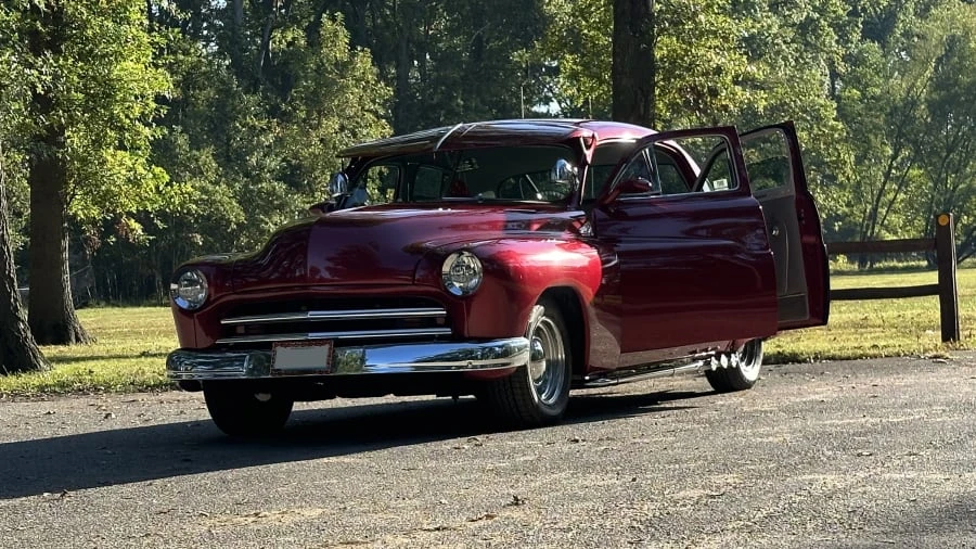 1949 Mercury Eight - Image 4 of 25