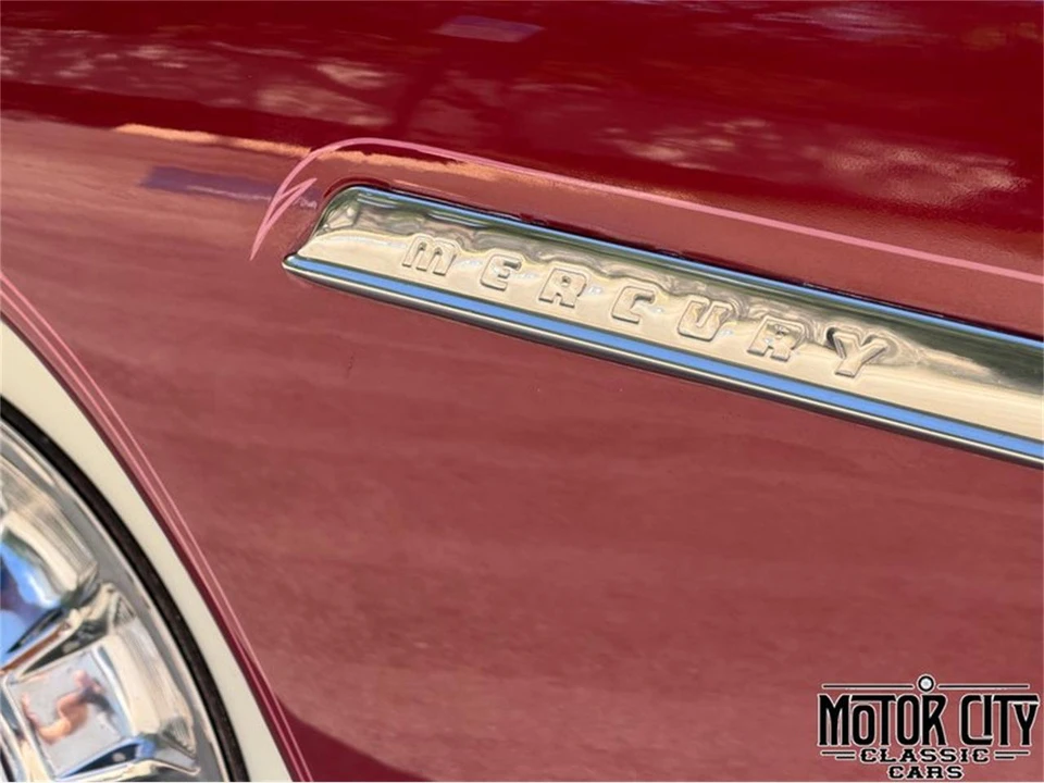 1949 Mercury Eight - Image 15 of 31