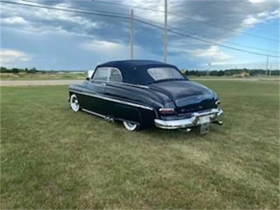 1949 Mercury Eight - Image 4 of 29