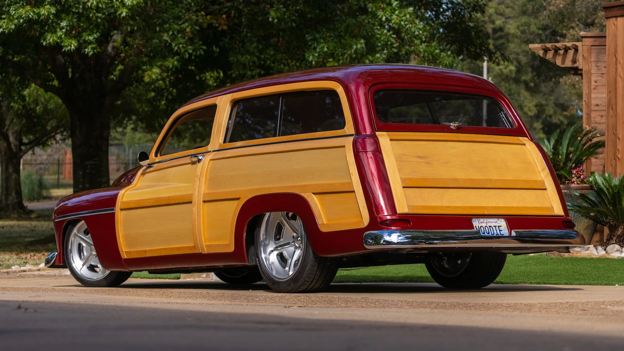1949 Mercury Eight - Image 3 of 27