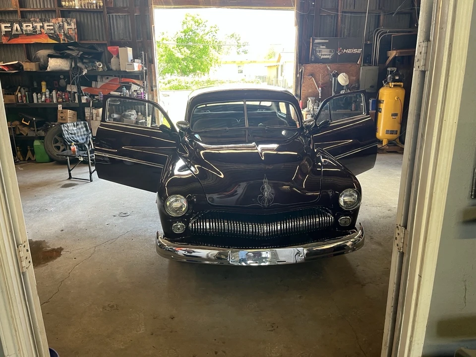 1949 Mercury Eight - Image 4 of 21