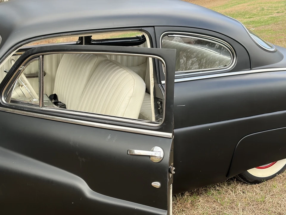 1949 Mercury Eight - Image 16 of 21
