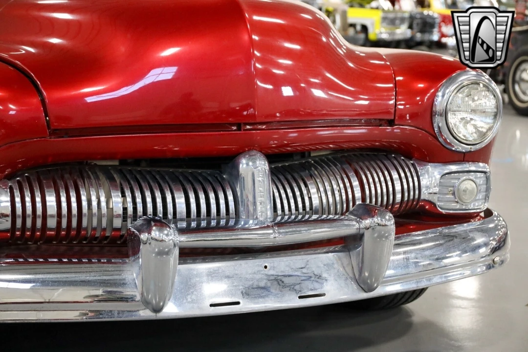 1949 Mercury Eight - Image 11 of 12
