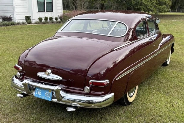 1949 Mercury Eight - Image 2 of 7