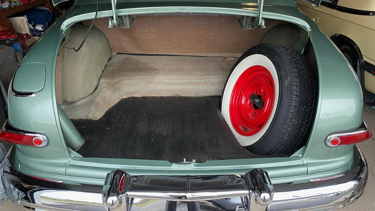 1949 Mercury Eight - Image 11 of 14