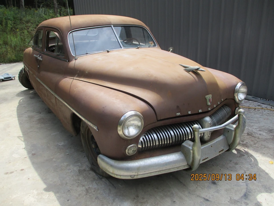 1949 Mercury Eight - Image 3 of 20