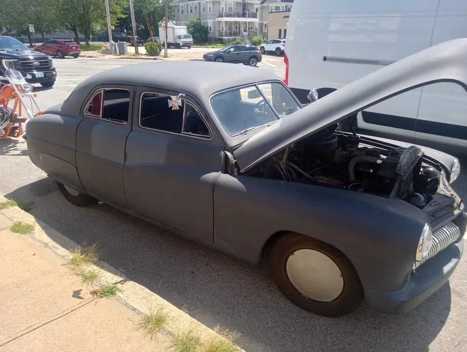 1949 Mercury Eight - Image 18 of 19