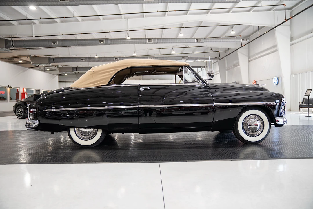 1949 Mercury Eight - Image 19 of 31