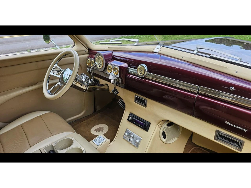 1949 Mercury Eight - Image 16 of 21
