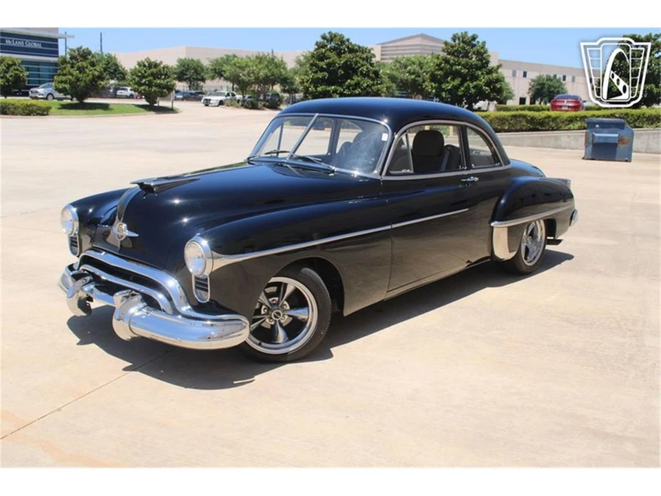 1949 Oldsmobile 88 - Image 2 of 31