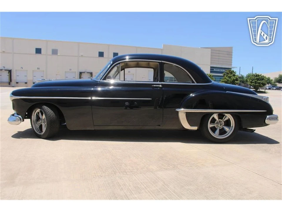 1949 Oldsmobile 88 - Image 5 of 31