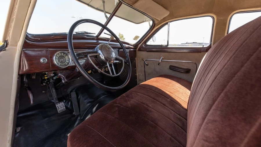 1949 Packard Eight - Image 4 of 24