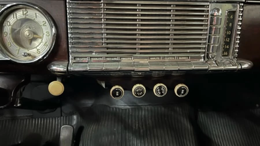 1949 Packard Eight - Image 9 of 14