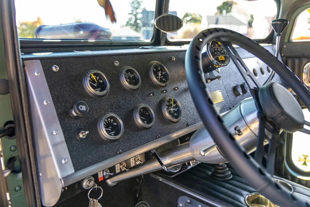 1949 Peterbilt - Image 19 of 21