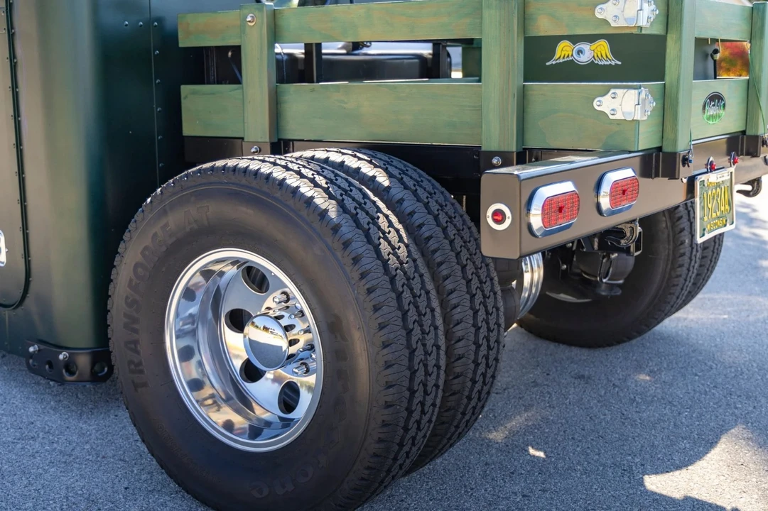 1949 Peterbilt - Image 12 of 21
