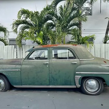 1949 Plymouth Special Deluxe Sedan