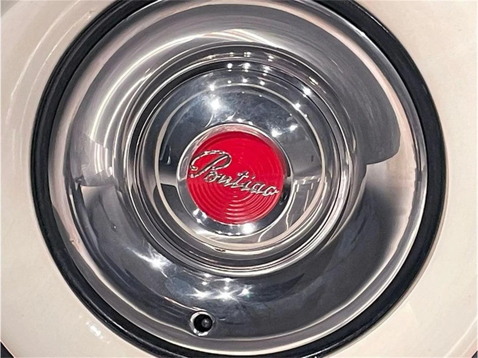 1949 Pontiac Chieftain - Image 12 of 31