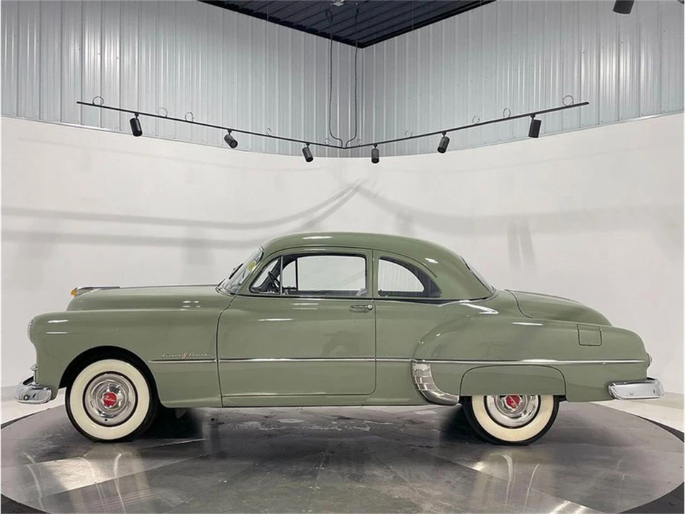 1949 Pontiac Chieftain - Image 14 of 31