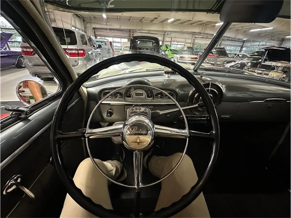 1949 Pontiac Chieftain - Image 21 of 31