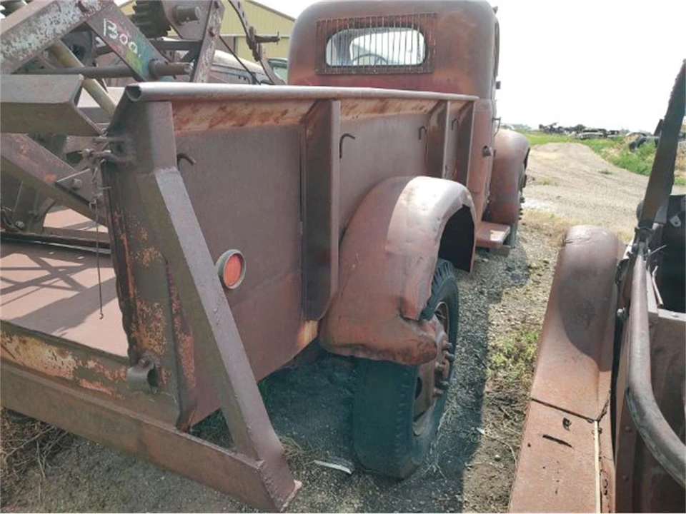 1949 Reo - Image 8 of 12