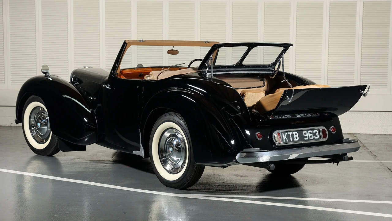1949 Triumph 2000 Roadster - Image 4 of 31