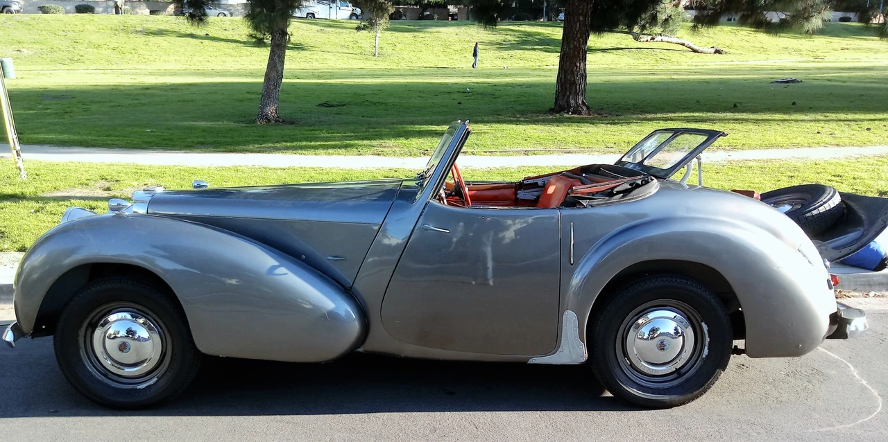 1949 Triumph 2000 Roadster - Image 13 of 31